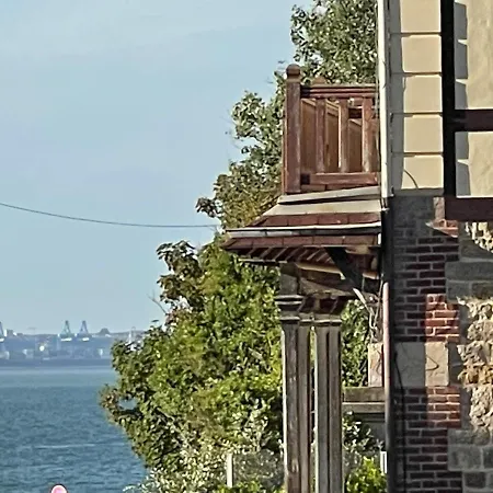 La Villa
