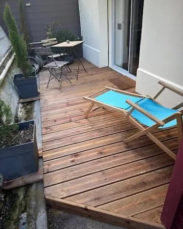 La Villa *