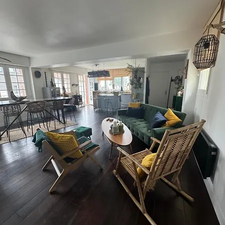 La فيلة تروفيي سور مير